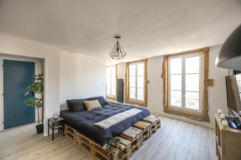 Bedroom 16