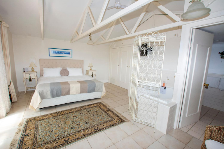Bedroom 12