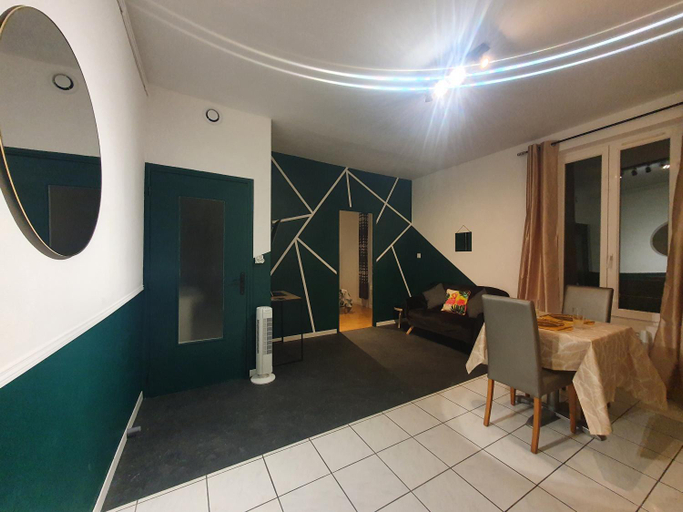 Others 4, RnB Locations Macon, Saône-et-Loire
