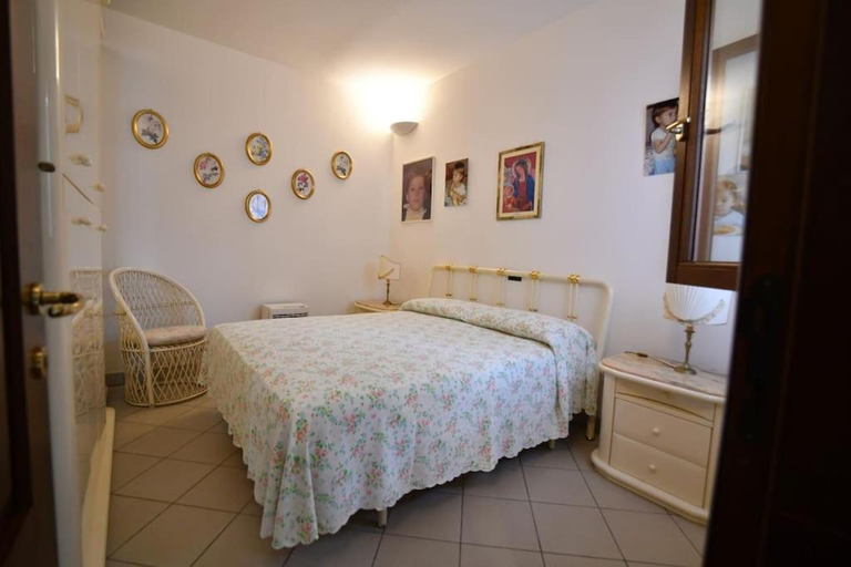 Others 4, Villa Cycas, Lecce