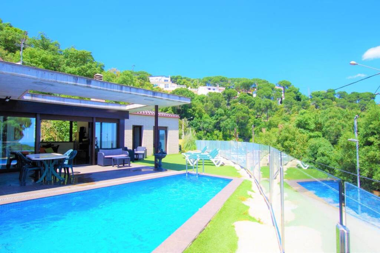 Others 4, V&V LLORET- Villa Nicole, Girona