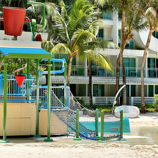 4, Arya's Staycation - Azure, Parañaque