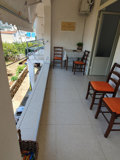 Others 5, Aira Apartment, Vlorës