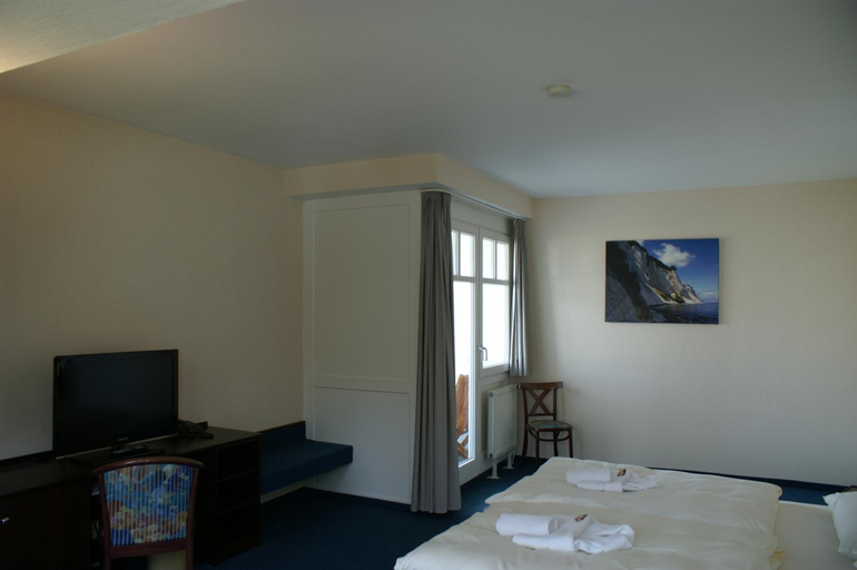 Bedroom 4, Hotel Strandpavillon, Vorpommern-Rügen