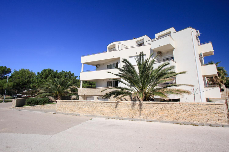 Others 5, Apartments Franko, Povljane