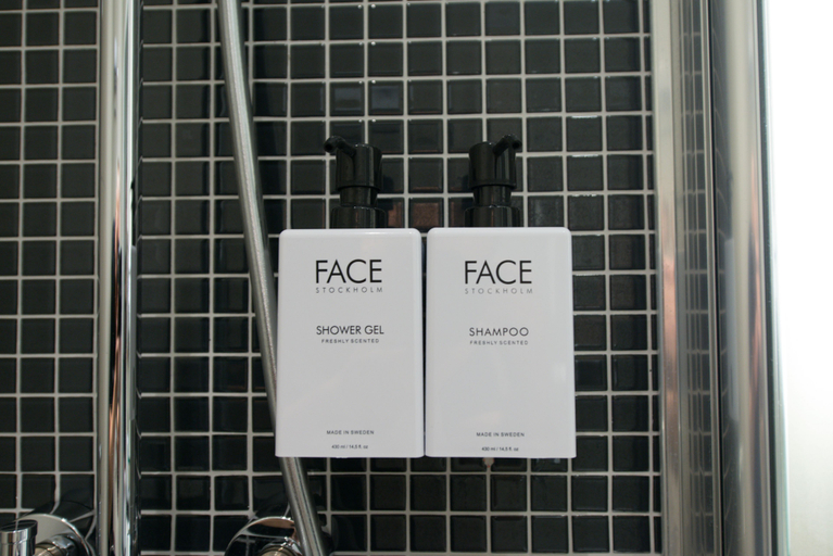 Bathroom 4, Scandic Berlin Kurfürstendamm, Berlin