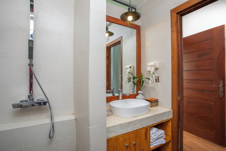 Bathroom 3, Cambana La Rivière Hotel, Svay Pao