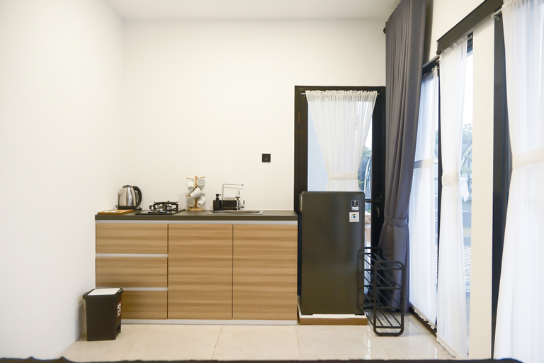 Bathroom 10
