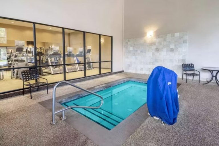 Sport & Beauty 5, Holiday Inn FRISCO by IHG, Summit