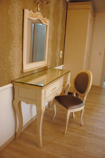 Others 5, SUITES PIROFANI, Ionian Islands