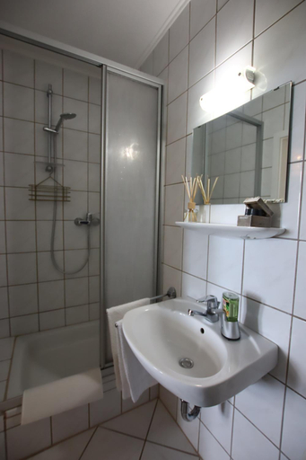 Shower 3, Villa Undine, Vorpommern-Rügen