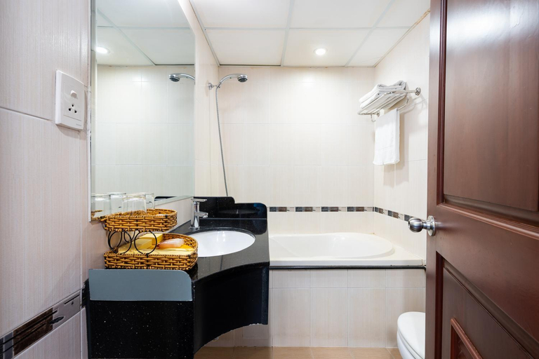 Bathroom 24