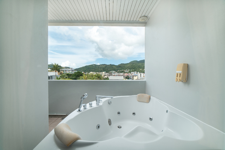 Bathroom 3