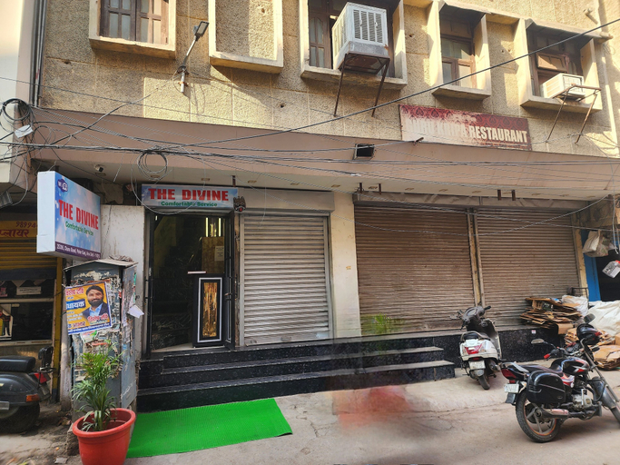 Exterior & Views 2, Hotel The Divine, Delhi