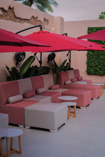 Food & Drinks 3, Hush Hush, Barranquilla