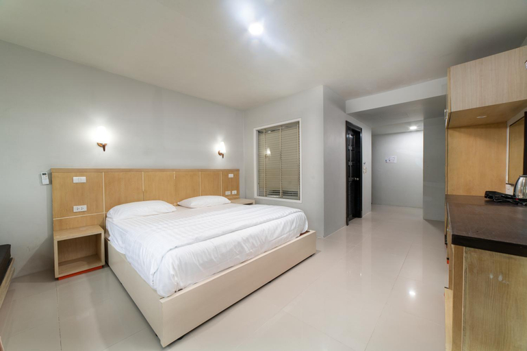 Bedroom 8