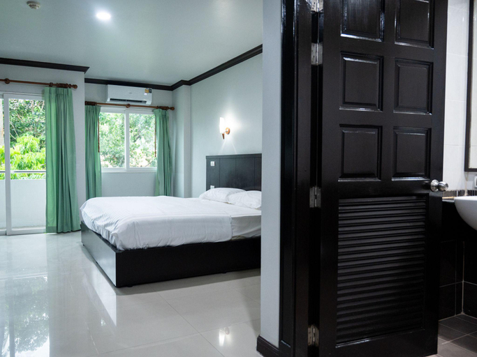 Bedroom 8