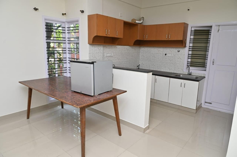 Others 5, Northern Aura, Bangalore
