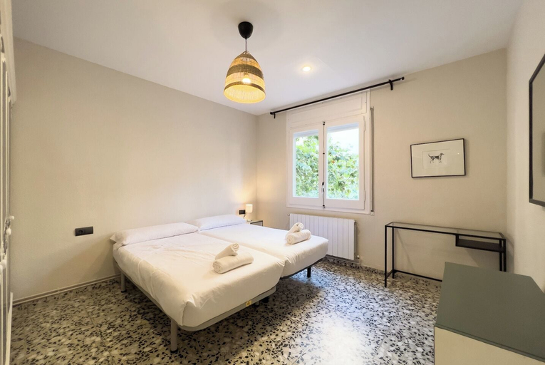 Bedroom 3, BeBarceloner Eixample Apartments, Barcelona