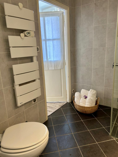 Bathroom 4, Maison Harmonie, Indre