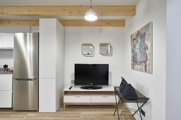 Others 4, BeBarceloner Francesc Macia Apartments, Barcelona