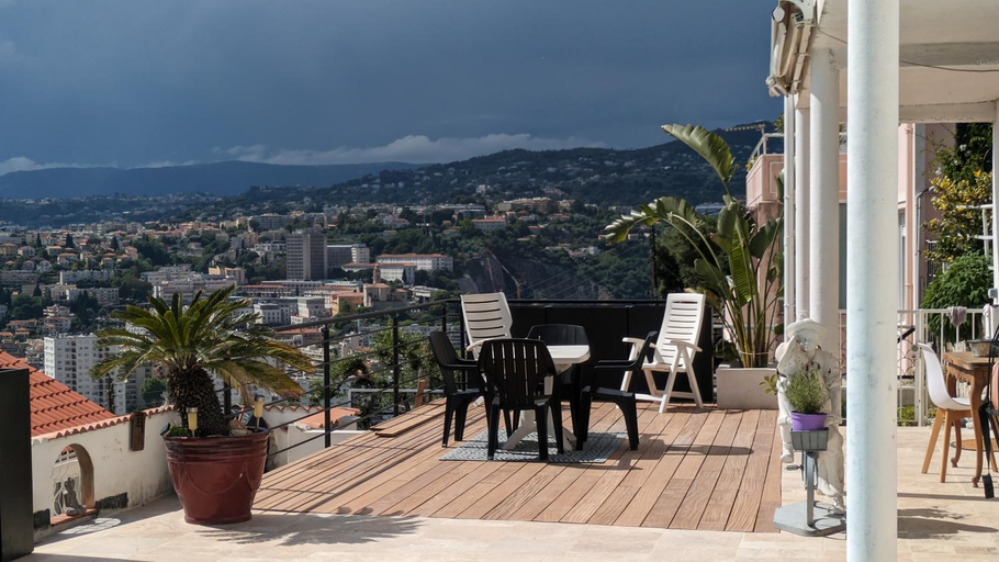 Others 2, Perle, Alpes-Maritimes