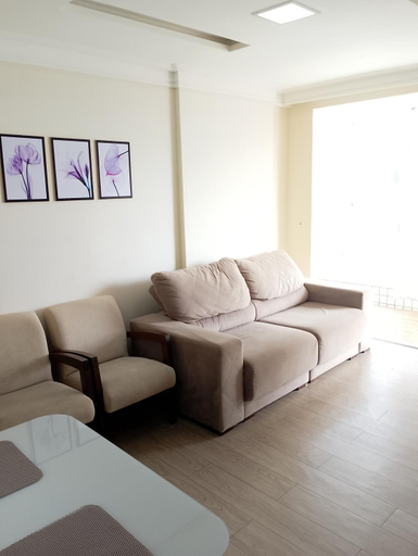 Others 3, LINDO APt PERTiNHO AV LITORANEA, São Luis