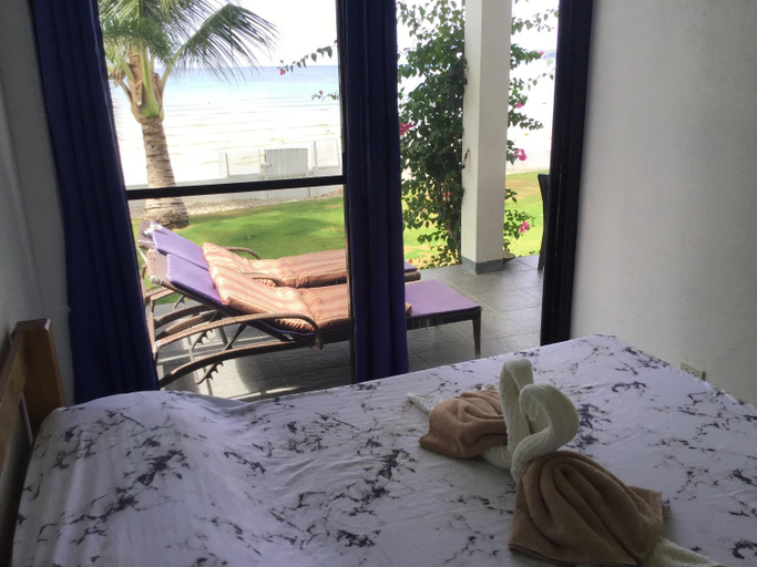 Others 5, BambooBeachVilla1 AC New OCEANFRONT POOL sunsetview garden kitchen SATELLITE STARLINK WI-FI, Dimiao