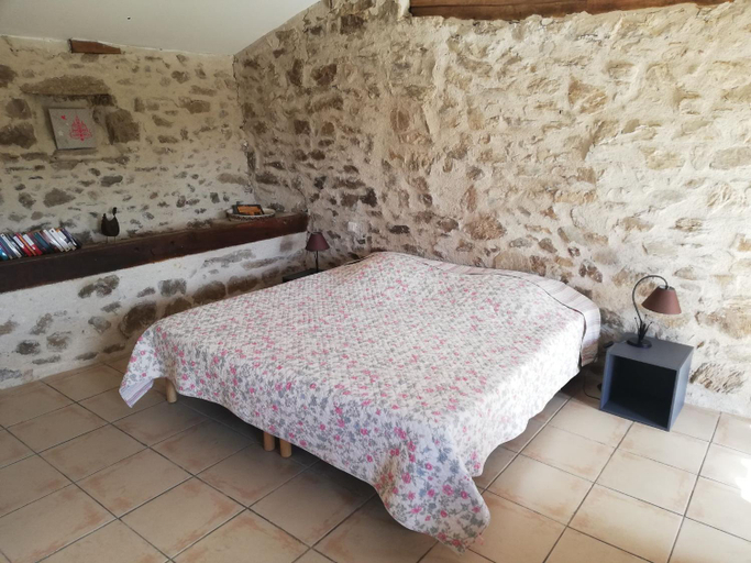 Others 4, AUBERGE LA BOUCHOLIERE, Deux-Sèvres