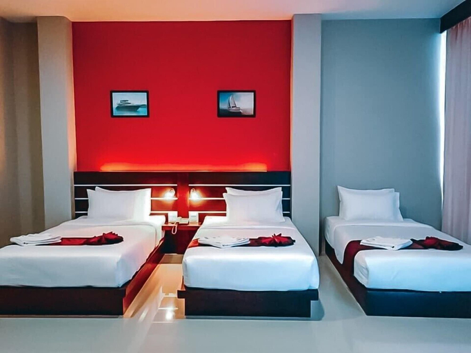 Bedroom 2, the harbour front hotel, Muang Surat Thani