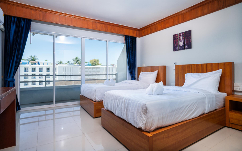 Bedroom 12