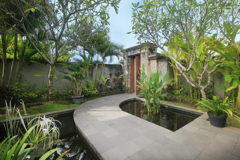 Sport & Beauty 3, Trisha Cliff Villa Karang Tinggi, Badung