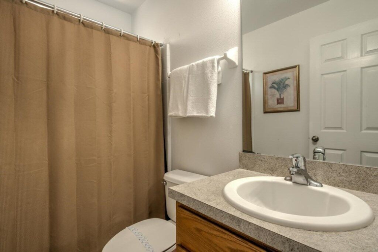 Bathroom 4, Gated Community Private Pool 3 Bedroom Home by Redawning, Polk