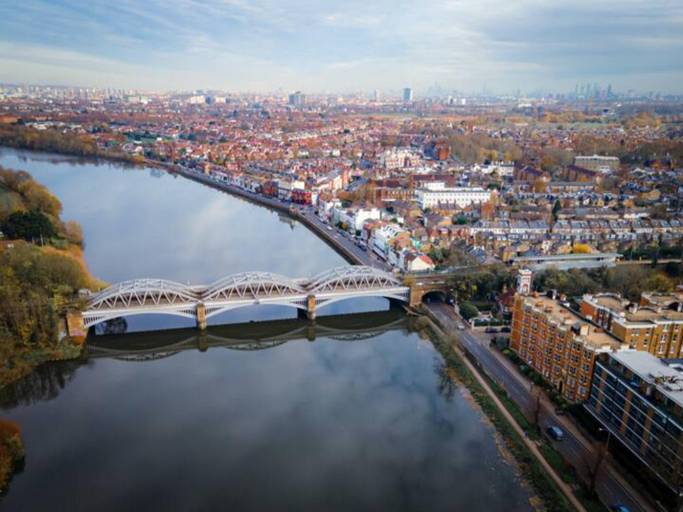 Others 5, Modern Terrace Apartment in Putney - Pass the Keys, London