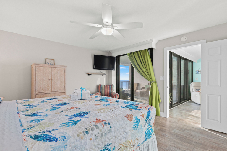 Bedroom 3, Watercrest Waves! Beachfront 2br/2ba Condo, Sleeps 8, Stunning Gulf Views!, Bay