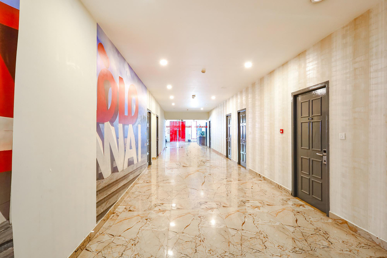 Public Area 3, Fabhotel Perfect Stays, Kancheepuram