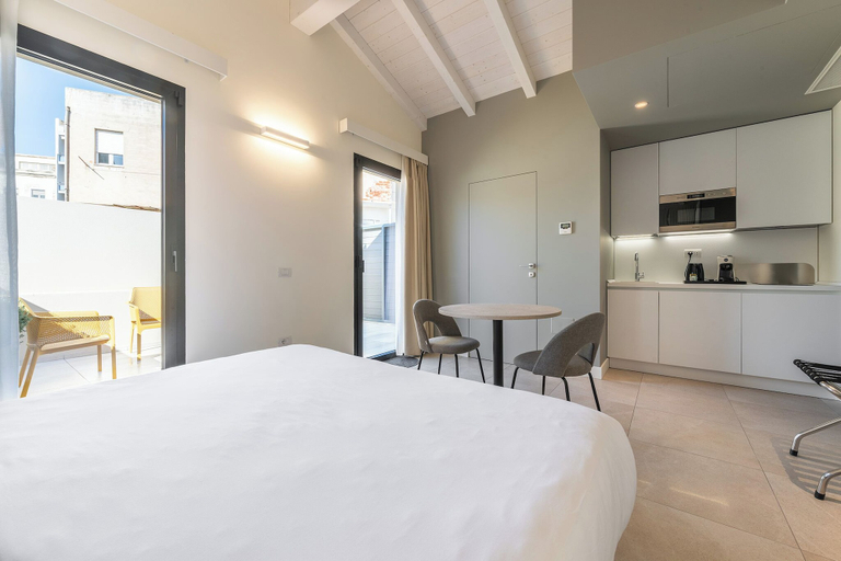 Bedroom 3, KARALIN SONNINO SUITES, Cagliari