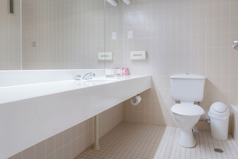 Bathroom 15