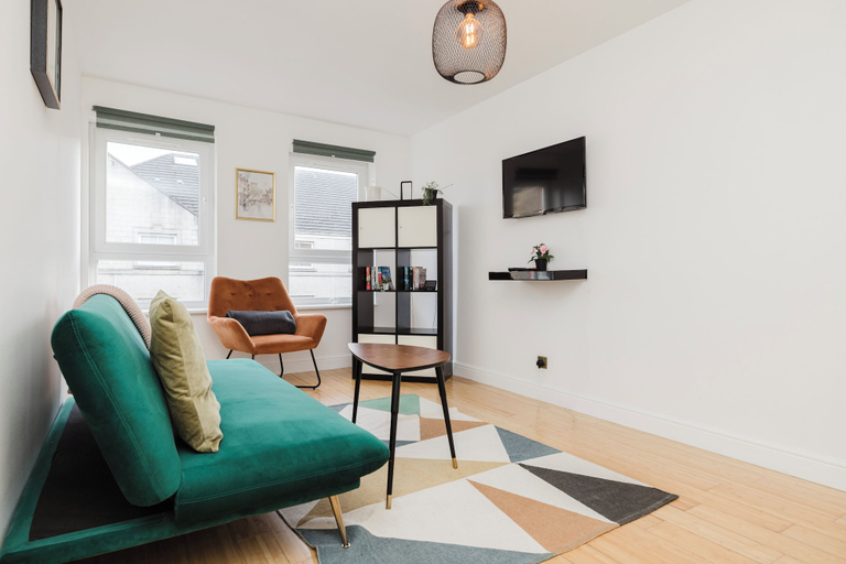 Others 4, Welcoming 1BR flat near Park, Edinburgh