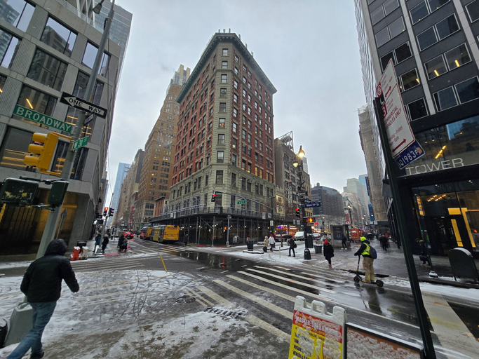 Others 4, Iconic Hotel, New York
