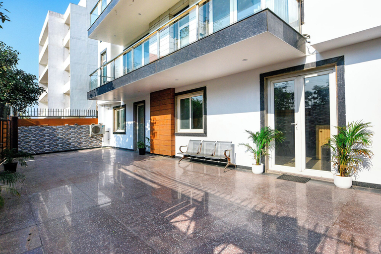 Exterior & Views 2, Fabhotel Ar Suites, Gurgaon