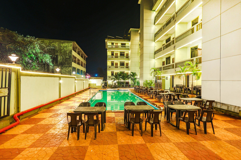 Food & Drinks 4, Fabhotel Shalom Indus Residency, North Goa
