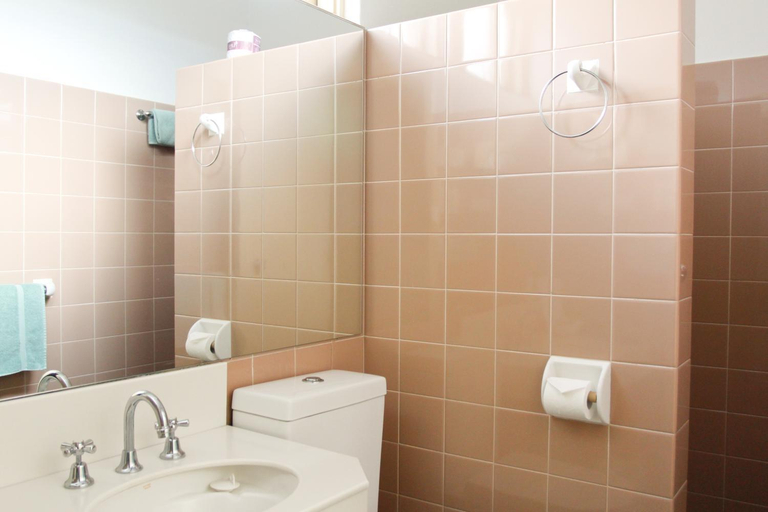 Bathroom 4