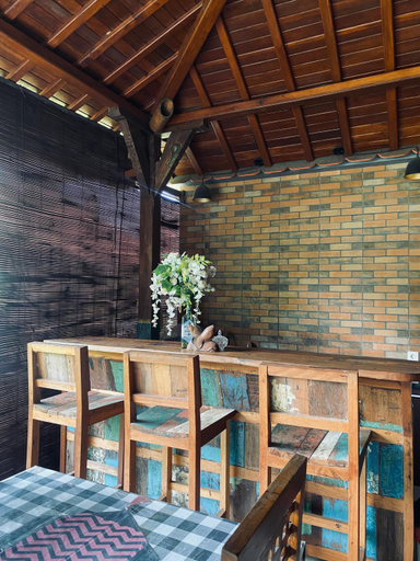Others 3, Pondok Dauh Ancak, Tabanan