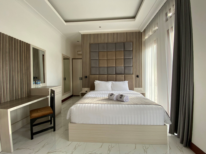Bedroom 8
