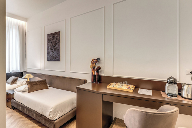 Bedroom 5, ArtPartment, Napoli