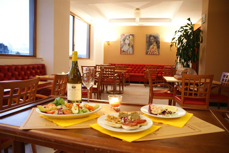Food & Drinks 5, Hotel Continental, Reggio Di Calabria