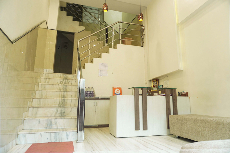 Others 5, Hotel Shri Krishna, Hoshangabad