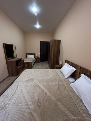 Bedroom 3, Hotel Mirioni, Oni