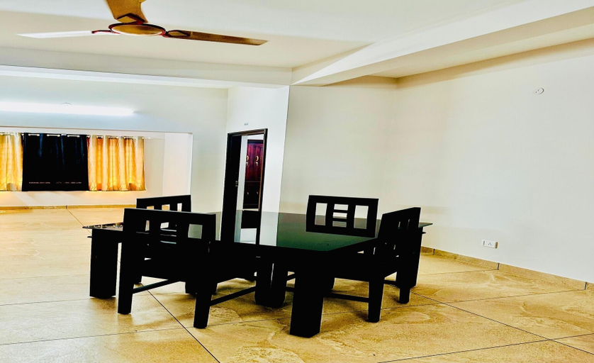 Dining Room, Malabar Apartments, Ernakulam